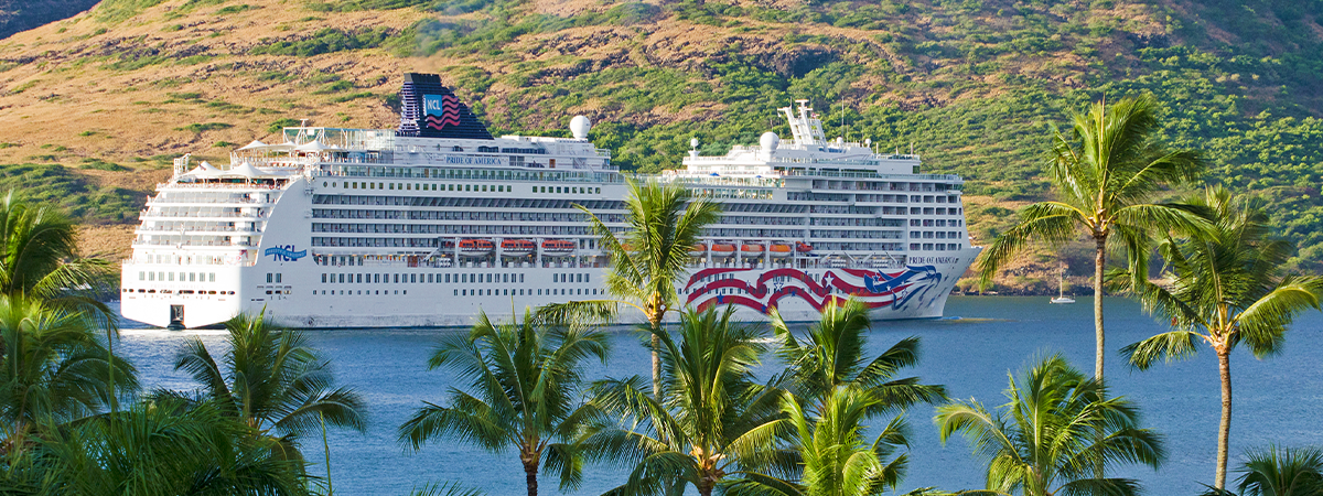 Pride of America cruising through the Hawaiian Islands